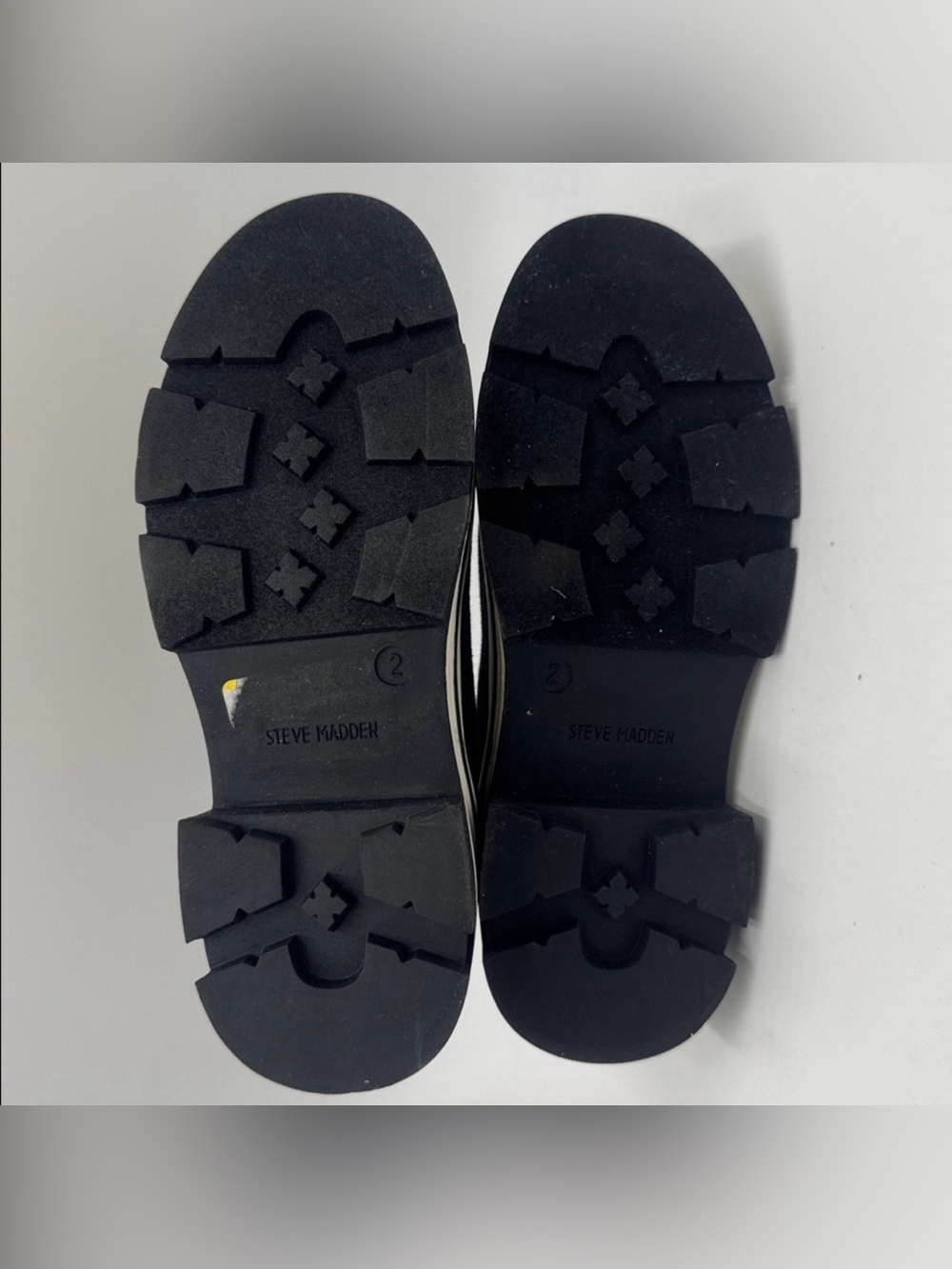 Steve Madden Girls Shoes Kitsch Platform Size 2
Color White/black - Picture 8 of 13